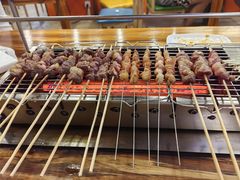 -哈尔滨小酒馆·鲜肉现穿自助烧烤(康新花园店)