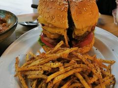 -HELLO 27 意面·沙拉·帕尼尼