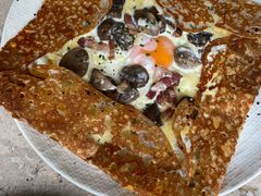 鸡蛋蘑菇熏肉荞麦可丽饼-RAC BAR(安福路店)