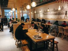-万和春排骨砂锅米饭(新业广场店)