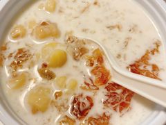 鲜奶桃胶莲子-彬媽糖水(万象天地店)