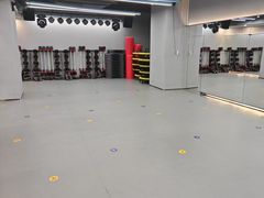 -超鹿运动(五四路恒力城店)