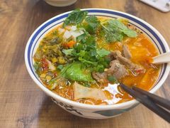 -鑫花溪牛肉米粉(东环大润发店)