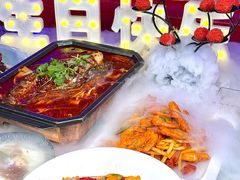 -巴特餐饮6加1音乐餐吧·新疆菜
