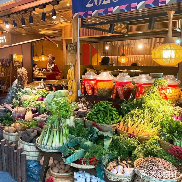 人气超高的土家菜餐厅,美食探店