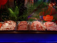 -布罗城堡自助烧烤(鸿通城购物中心店)