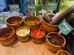 -云阿蛮云南生烫牛肉米线(奉贤路店)