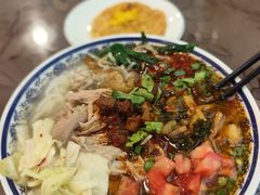 -巍山𤆵肉饵丝