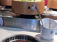 -龍歌自助小火锅(市南金茂湾店)