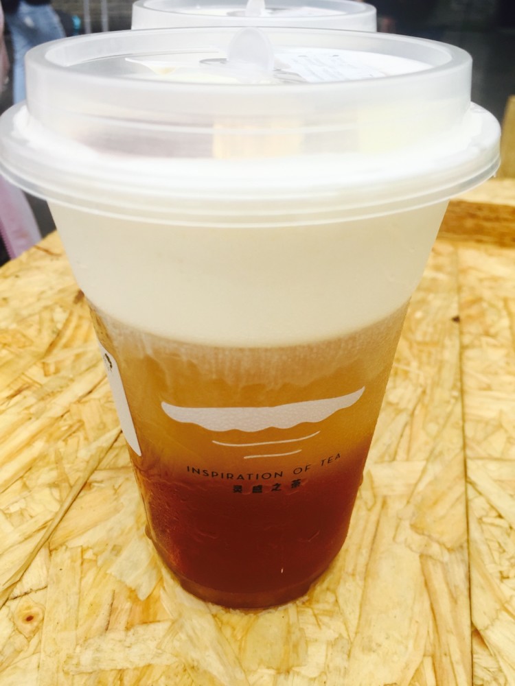 【小太阳】喜茶第二家门店西湖边开幕!