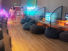 -涨巢·潮玩水疗局