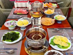 -元一希尔顿酒店·鲜切牛肉火锅禅自助餐厅