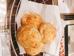 餐前面包-RED LOBSTER(dubai mall)