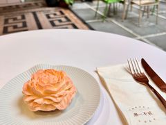 -潮一不贰·法式甜品·生日蛋糕·西式简餐(外滩店)