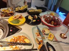 -佰烧海鲜烤肉火锅自助(世茂国际广场店)