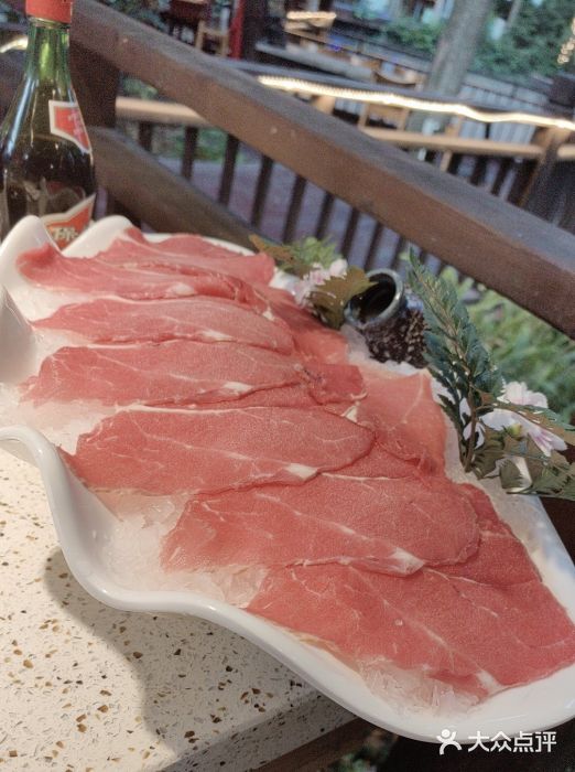 二荆条·蜀鲜汇城市森林火锅图片