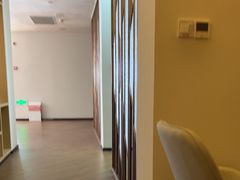 -上海宝信宝马4S店