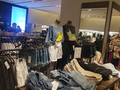 -ZARA(万达广场二七店)