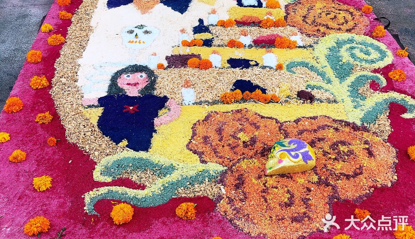 在墨西哥瓜达拉哈拉赶上一场印第安风俗的万圣节🎃