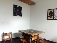 -抚仙湖石锅鱼菌园(明星鱼洞分店)