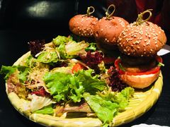 迷你牛肉汉堡-C&R西班牙餐厅