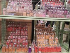 -大型宠物商超·宠海王国·宠物猫狗活体·用品·美容(新世界百货重庆店)