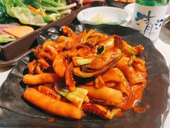 海鲜炒年糕-本家韩国烤肉(青岛万象城店)