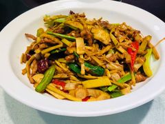 -美味故事特色餐厅(汉阳郭茨口店)