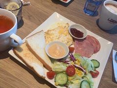 -必胜客(欧亚卖场店)