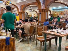 大堂-清真·玛丽亚新疆菜主题餐厅(浙江中路店)