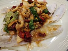 -金沙滩海鲜餐厅·海肠捞饭·手工水饺(梅江龙水园店)