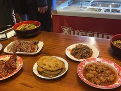 -爆炸头阿姨小四川正宗川味小吃(无任何分店)