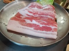 -围炉肉舍丹东海鲜烤肉·烤活鳗(步行街店)