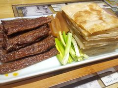 烙饼卷带鱼-局气 烤鸭·北京菜(光华路店)