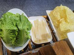 -乡土黄·鲜牛肉火锅·小龙虾(兴业街店)