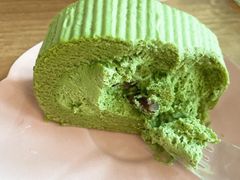 抹茶红豆瑞幸卷-瑞幸咖啡(卓越后海中心店)
