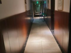 -视野联行眼镜•蔡司•依视路(温江店)