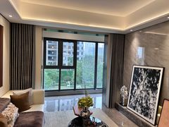 -黄记煌三汁焖锅(新佳丽江汉路店)