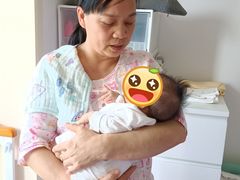 -爱的果实月嫂育婴师(世纪东方店)