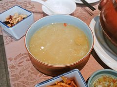 银耳汤-佳兰雅序融合菜(高新店)