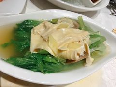 唐生菜浸鲜枝竹-鸿星海鲜酒家(格兰中心店)