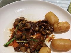 脆皮鲜奶拼蚝油牛肉-和记小菜(大宁店)