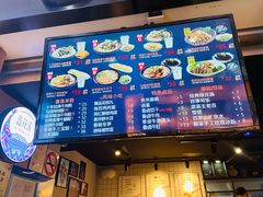 -鑫花溪牛肉米粉(人民广场店)