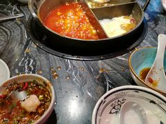 -热火朝天鲜切牛肉火锅(南强街巷店)