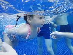 -龙格亲子游泳·水育早教运动中心(绿宝中心)