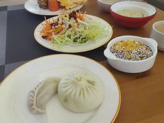 -昆山裕元花园酒店·温莎西餐厅