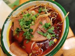 -拈签一笑黄牛肉辣卤串串