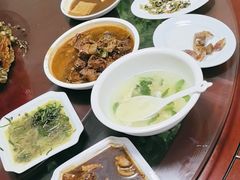 -山里人家土菜馆(茅山店)