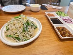 素炒豆芽-姥姥家春饼店(惠新东街店)