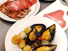 -山焱·炭火自助烤肉(周浦万达店)